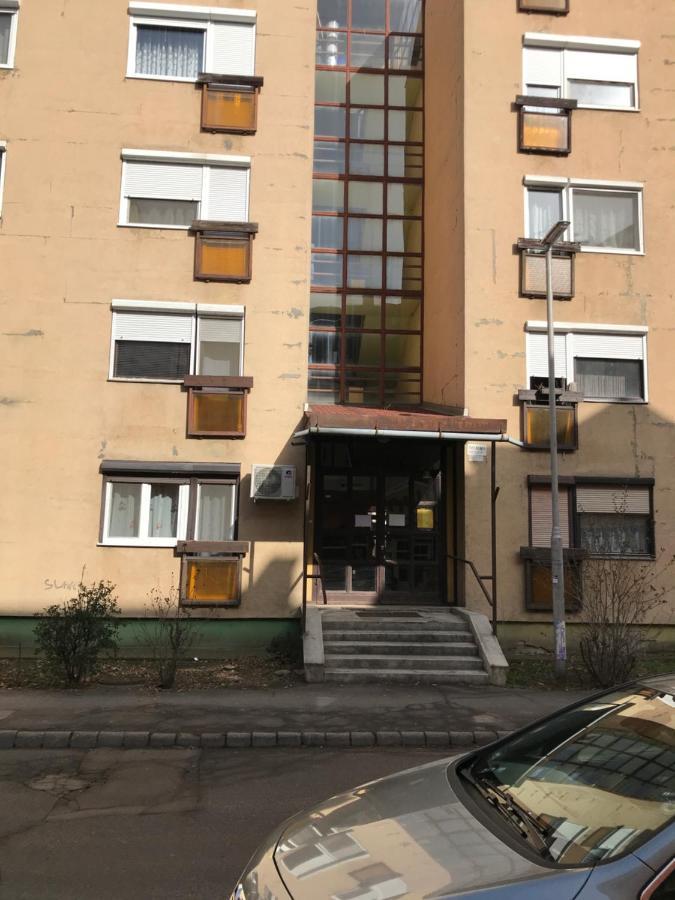 Zen Apartman Szolnok Ngoại thất bức ảnh
